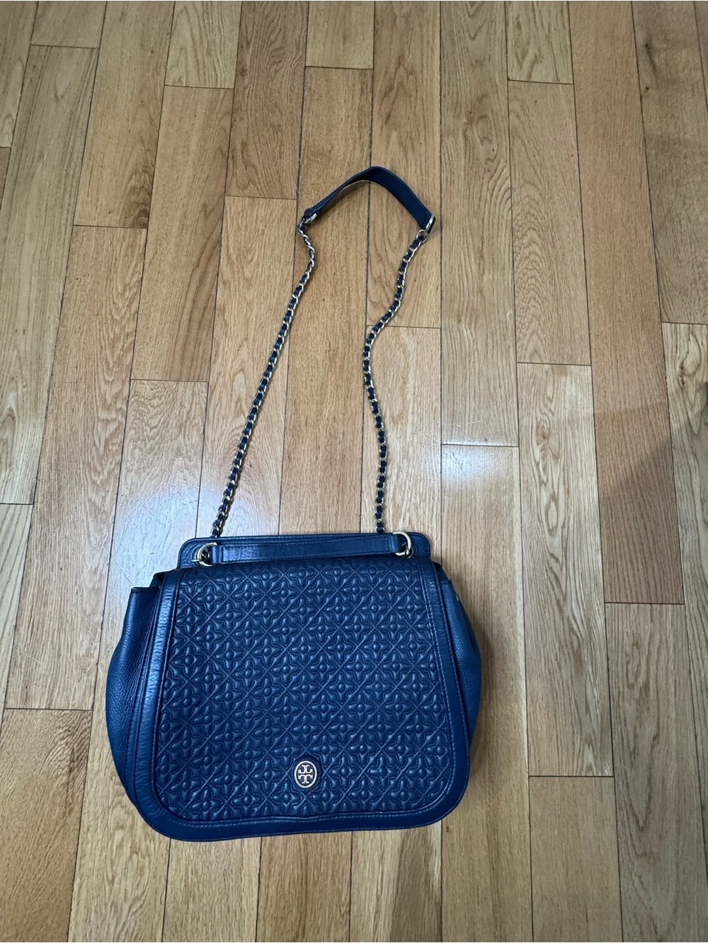 Tory Burch Blue Quilted Leather Shoulder Bag with Chain Strap See Photos